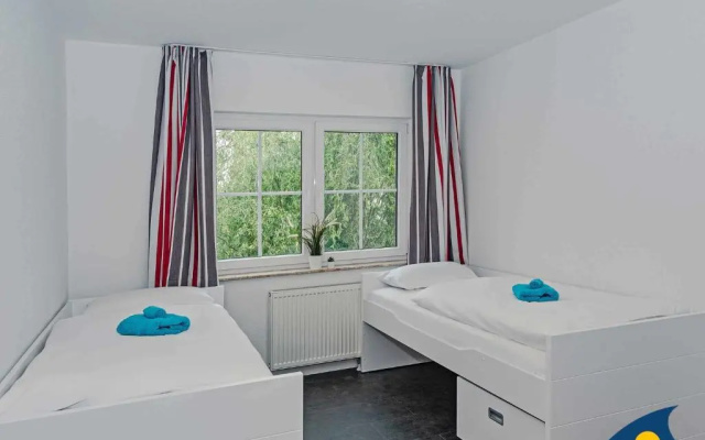 Kirchstr 4a