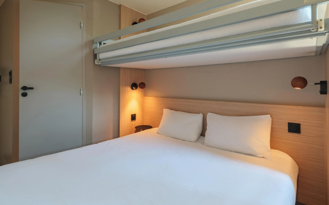 Hotel Premiere Classe Marne La Vallee - Saint Thibault Des Vignes