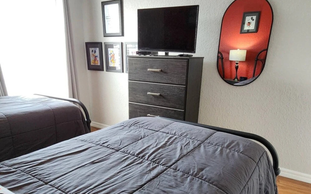 733 Reserve at Town Center
