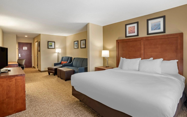 Comfort Inn & Suites Cambridge
