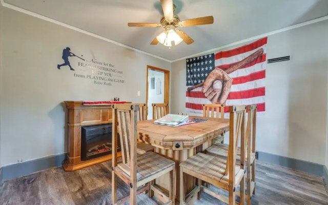 Cozy Iowa Getaway w/ Patio & Fenced-in Yard!