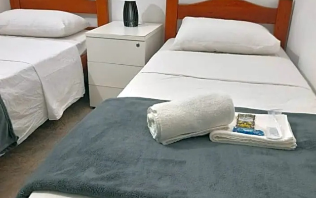LÍAH Hostel & Suites