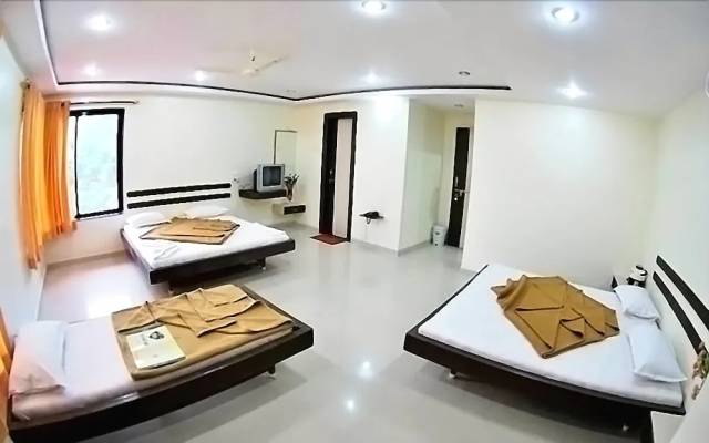 Hotel Sai Geeta