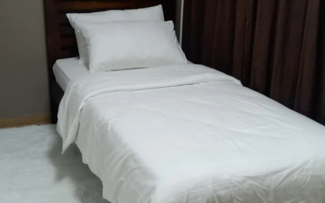 A2J Luxury BGC 2BR Loft Near Malls, Burgos Circle
