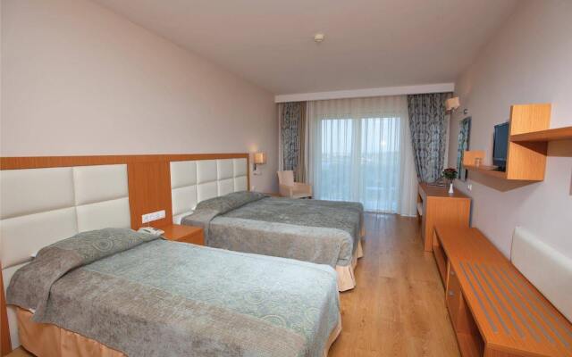 Buyuk Anadolu Didim Resort Турция, Алтинкум - 1 отзыв об отеле, цены и фото номеров - забронировать отель Buyuk Anadolu Didim Resort онлайн комната для гостей