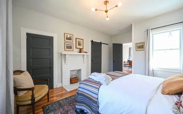 Sweet Carolina by Avantstay Near Black Mountain