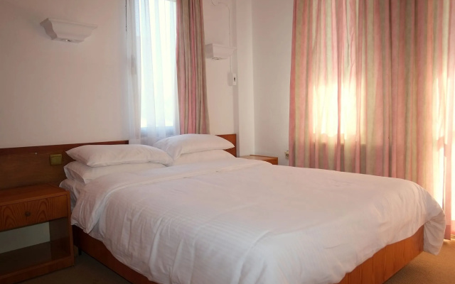 Babylon Gardens Apart Hotel
