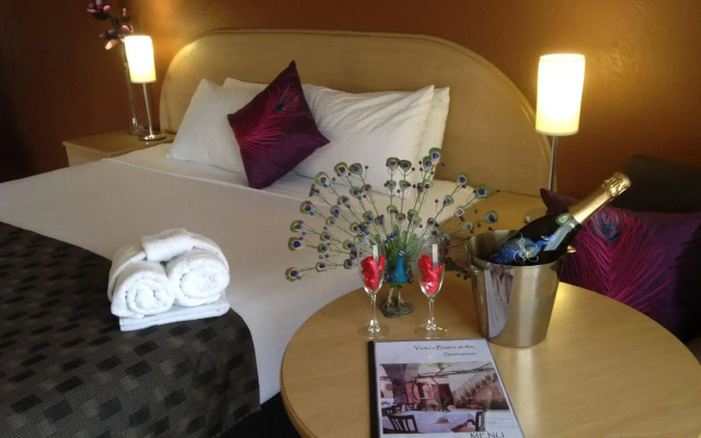 Statesman Hotel