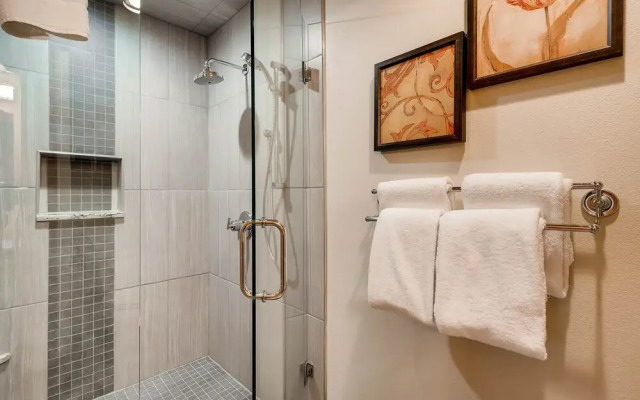 Chateaux DuMont 2708