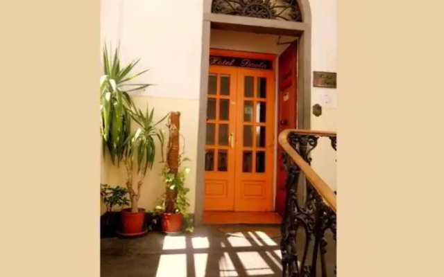 Hotel Paola