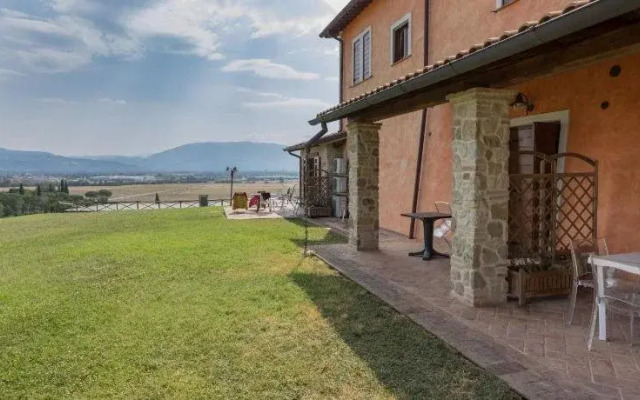 Tramonto su Assisi Country Resort