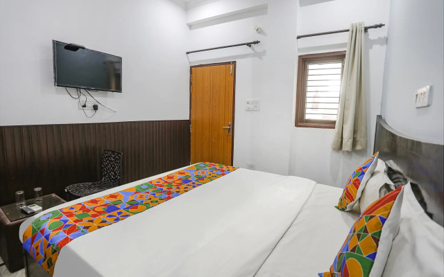 Fabexpress Samira Residency