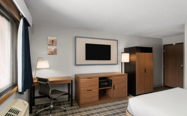 AmericInn by Wyndham Tofte Near Lake Superior