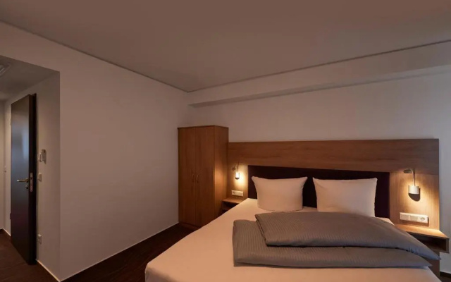 HOTEL NEW IN - Ingolstadt - Gaimersheim