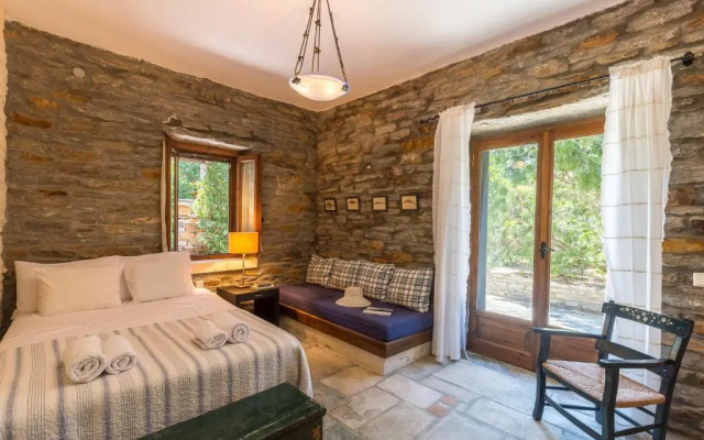 Villa Myrto, breathtaking Aegean view, 5' from Koundouros beach