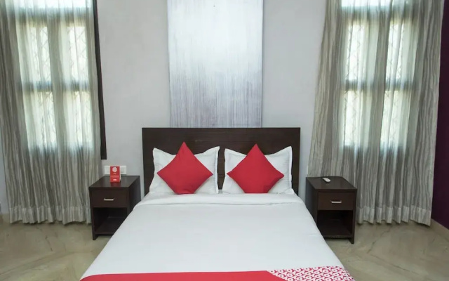 OYO 12830 Home Charming 3BHK Villa Airport Road