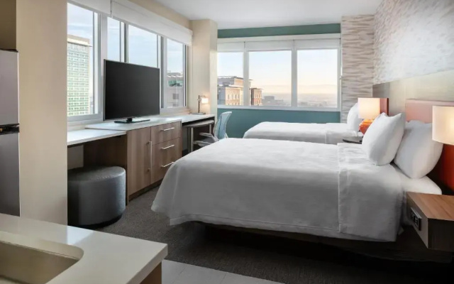 Home2 Suites By Hilton Denver Downtown Convention