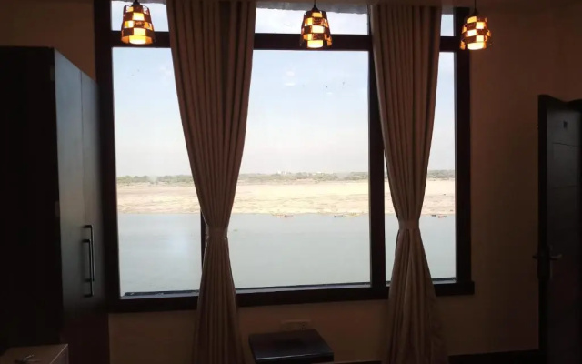 A Palace on River - Rashmi guest House