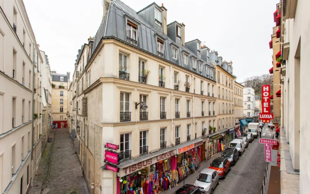 Luxury home in paris