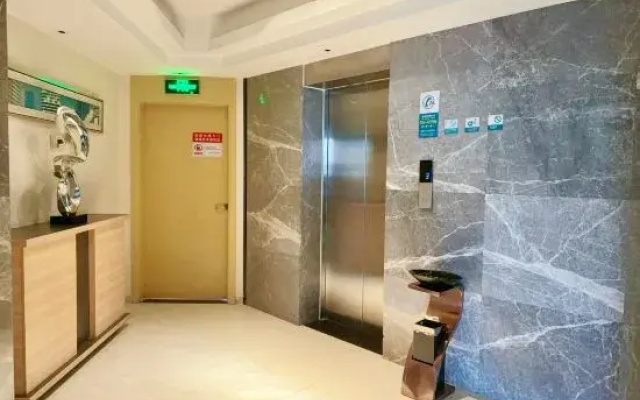 City Comfort Inn Hotel (Xiangyang Yicheng Xiangsha Avenue)