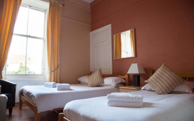 Отель Garfield Guest House Великобритания, Эдинбург - отзывы, цены и фото номеров - забронировать отель Garfield Guest House онлайн вид на фасад