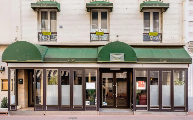 Crystal Hotel