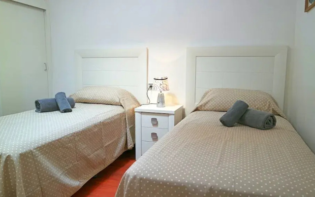 Central Family Apartment With Terrace