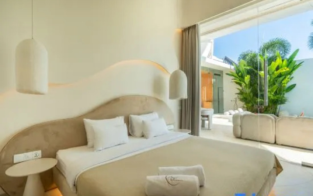 illusion: 3BR Sauna, Jacuzzi, RiceField, Canggu