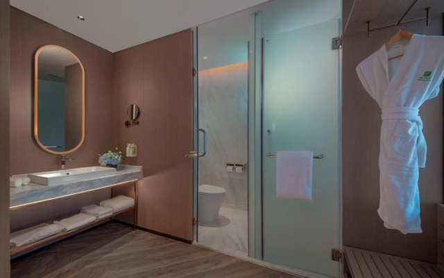 Holiday Inn Beijing Focus Square by IHG