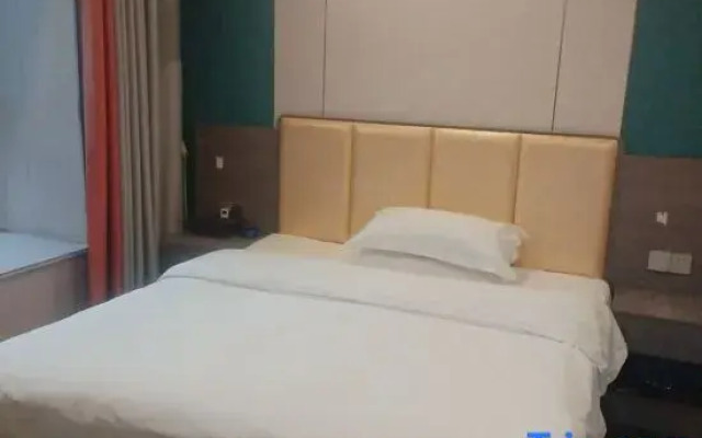 Guochang Yingge Hotel