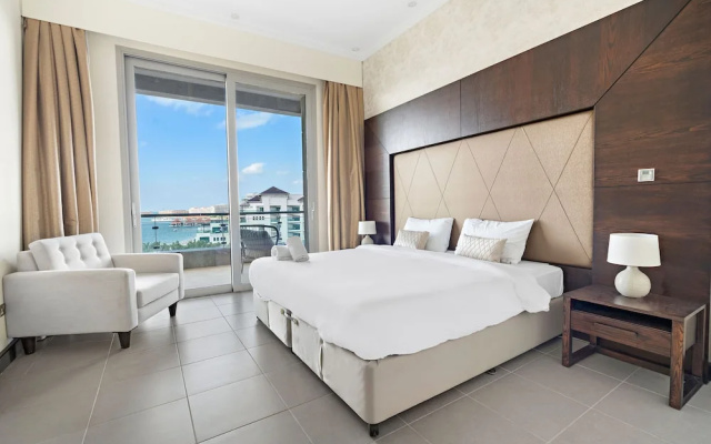 WelHome - Deluxe Apartment With Panoramic Sea Views