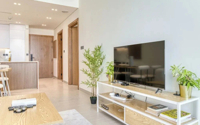 PVH - Vibrant 1BR in Binghatti Amber