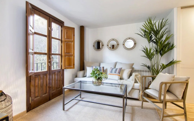 Alhambra Dreams - Luxury & Romantic