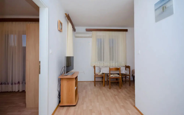Apartments Ruza-rajska Beach