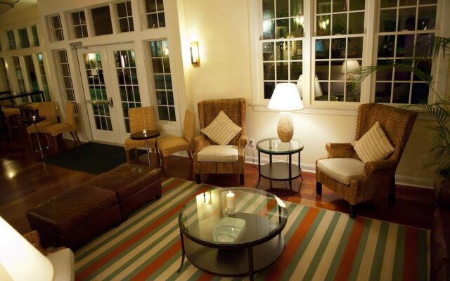 The Harbor Front Inn