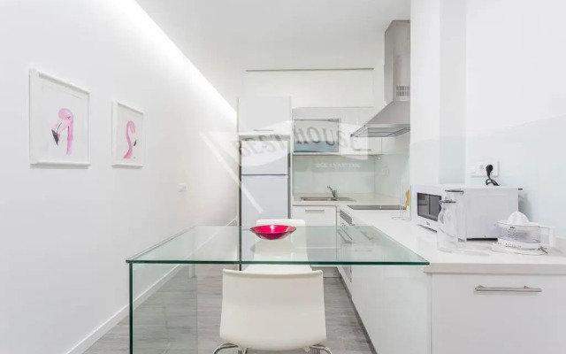 First line new apartment in Las Canteras