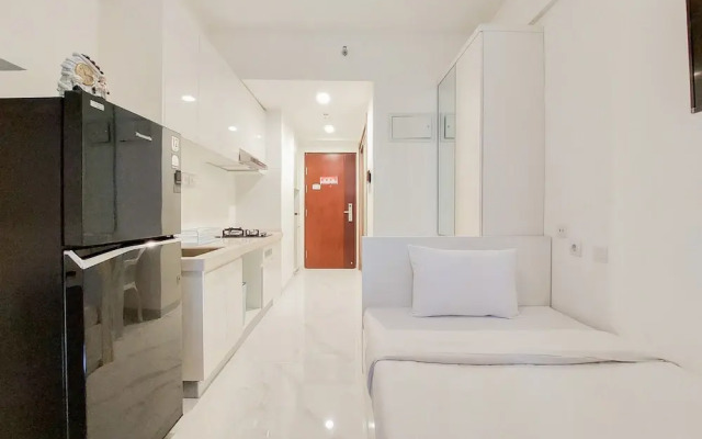 Cozy Living Studio Room At Sky House Bsd Apartment