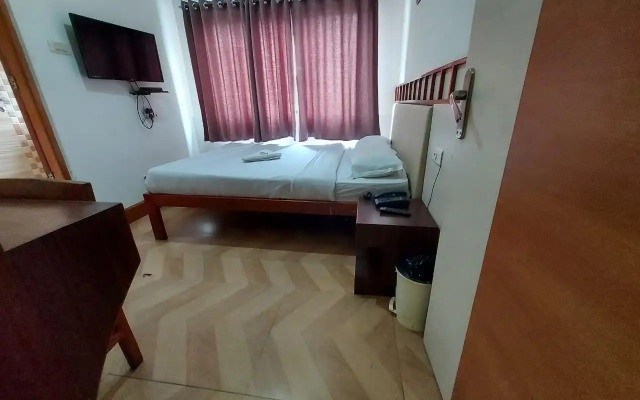 Hotel Shaurya Inn