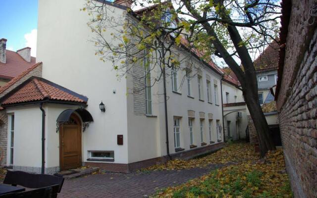 Отель Pilies Apartments Литва, Вильнюс - отзывы, цены и фото номеров - забронировать отель Pilies Apartments онлайн вид на фасад