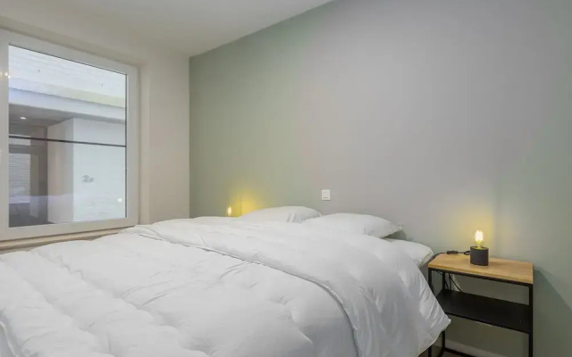 Corner Apartment in the Center With 3 Bedrooms