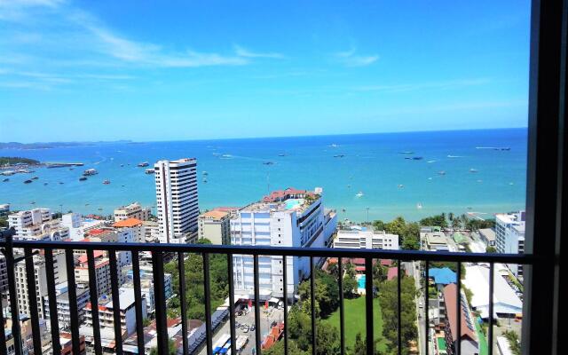 LLX condo @THE BASE   2 bedroom   city sea view 1