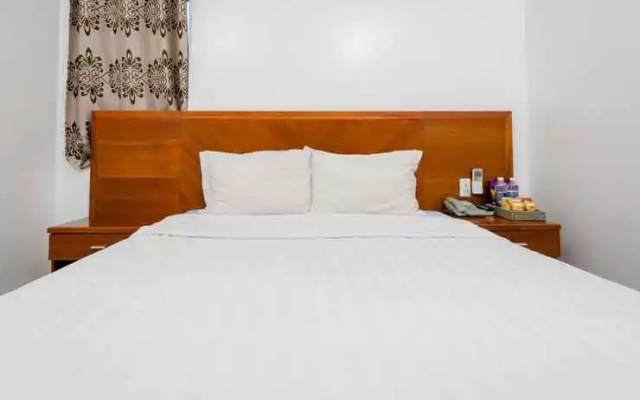 White Palace 2