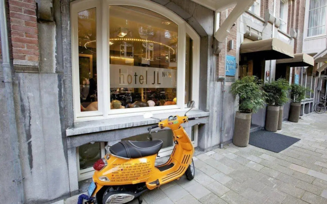 Hotel JL No76