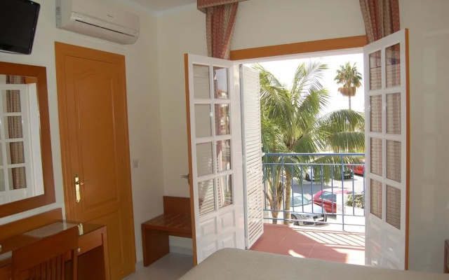 Hostal Marazul