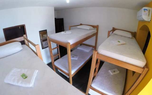 Beira Mar Hostel & Suítes