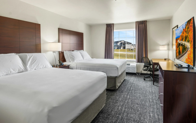 Cobblestone Hotel & Suites - Denmark/Green Bay