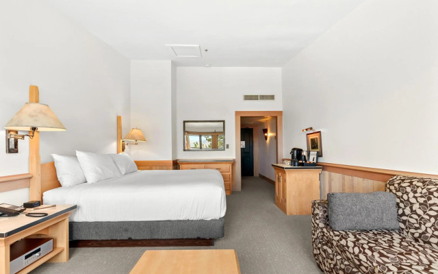 Sun Mountain Lodge