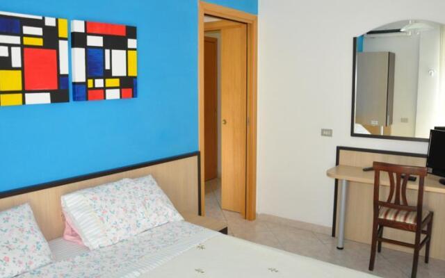Отель B&B L'Oasi Пескара вид на фасад