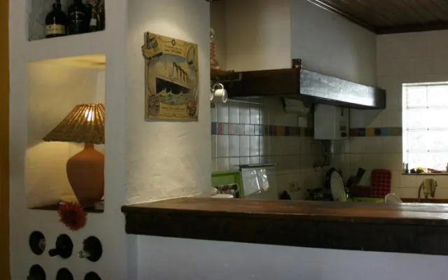 Coxos Surf House