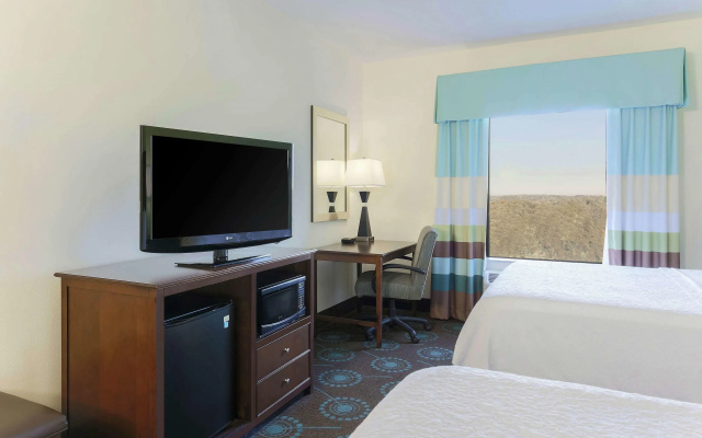 Hampton Inn & Suites Wheeling-The Highlands